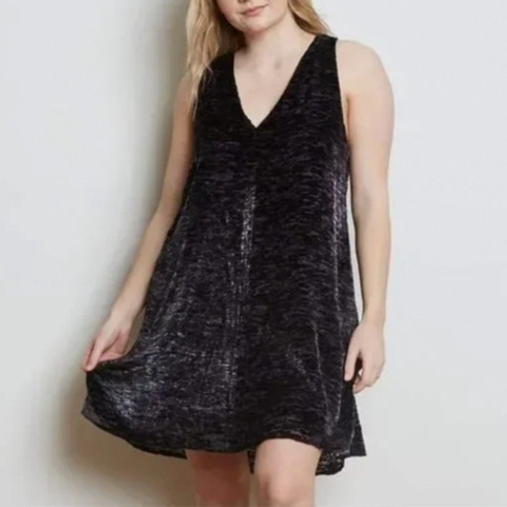Wilfred Free Sleeveless Velvet Dress